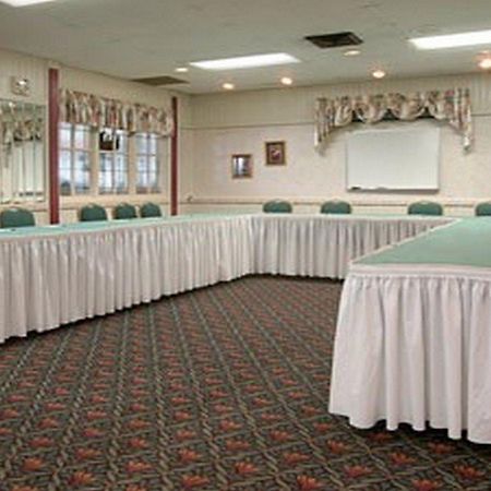 Days Inn Hotel & Conference Center - Meadville Facilities photo