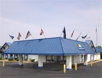 Days Inn Hotel & Conference Center - Meadville Exterior photo