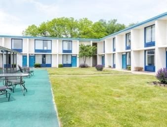 Days Inn Hotel & Conference Center - Meadville Exterior photo